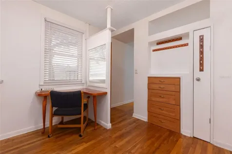 7915 Breezy Point Road W Melrose FL 32666