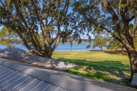 7915 Breezy Point Road W Melrose FL 32666