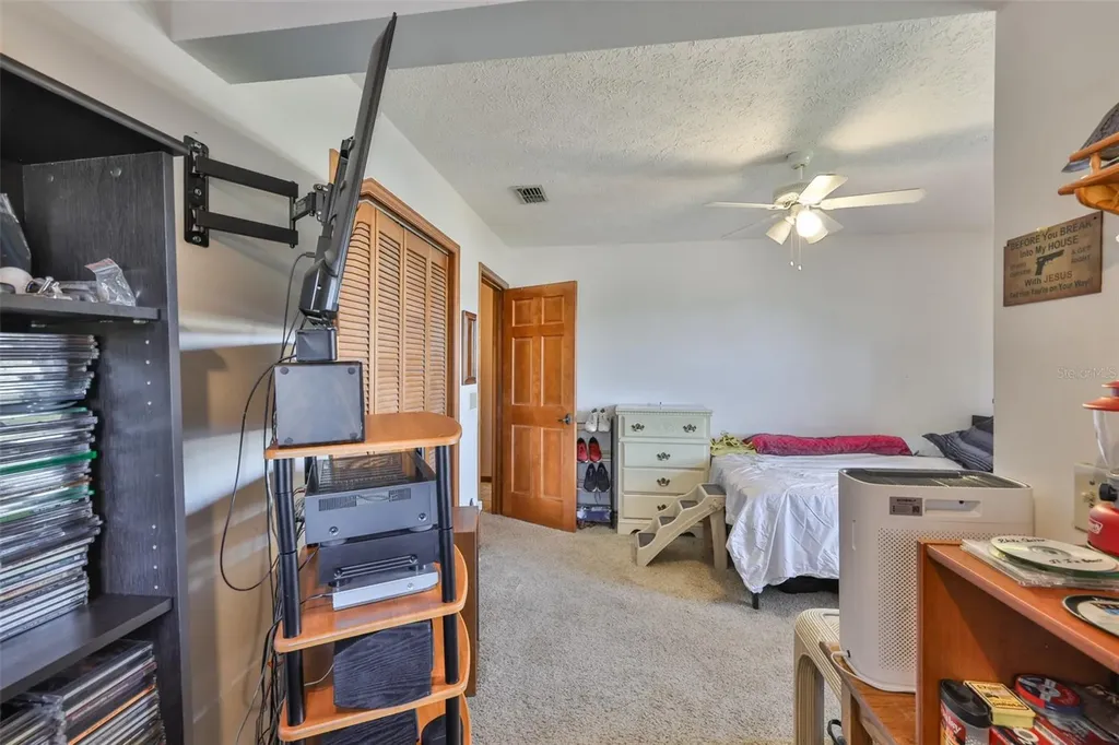 411 SW 12th Street Ruskin FL 33570