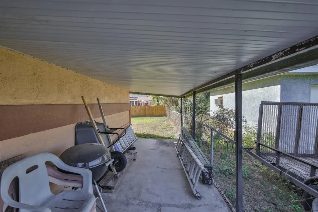 411 SW 12th Street Ruskin FL 33570