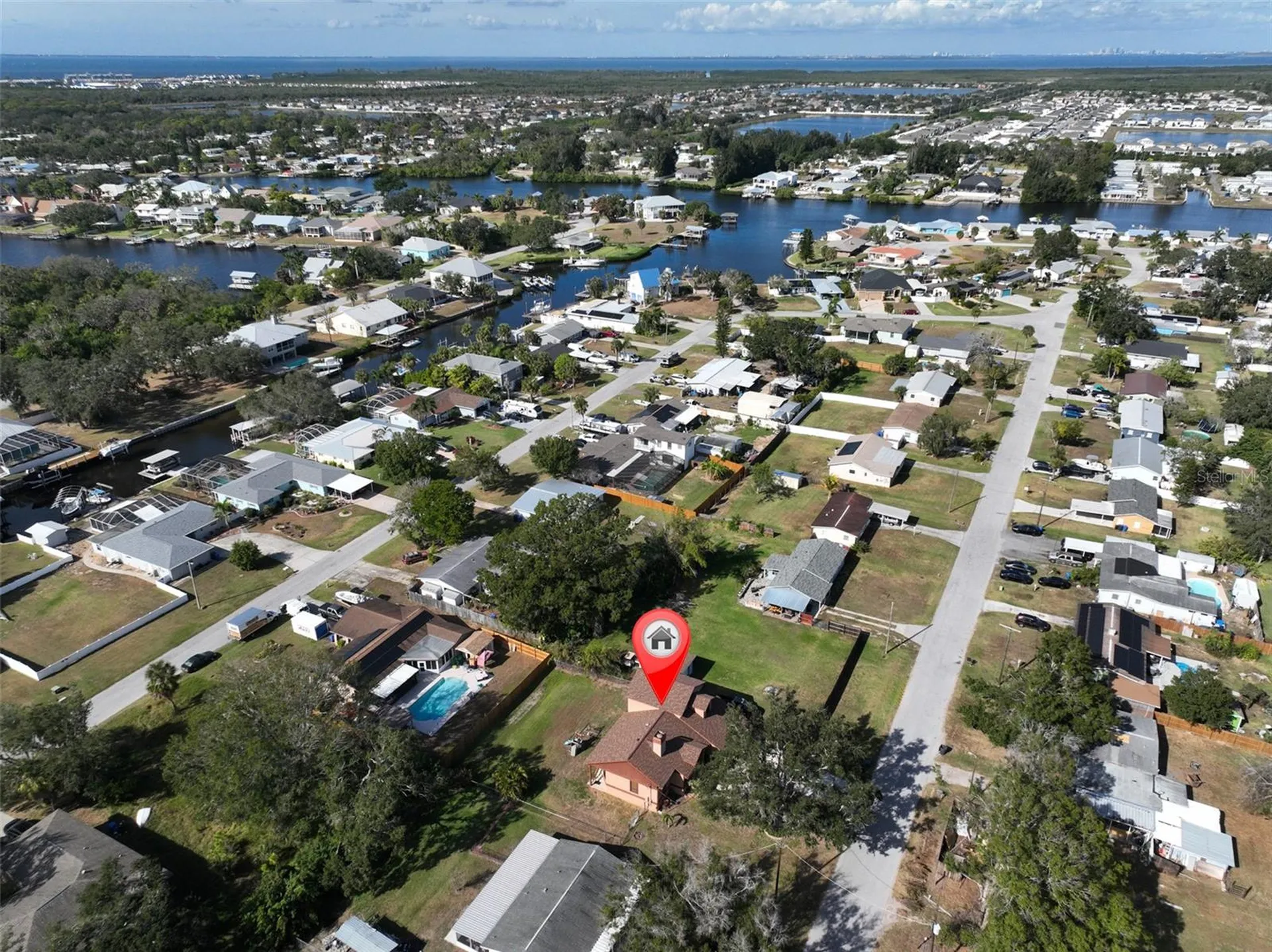 411 SW 12th Street Ruskin FL 33570