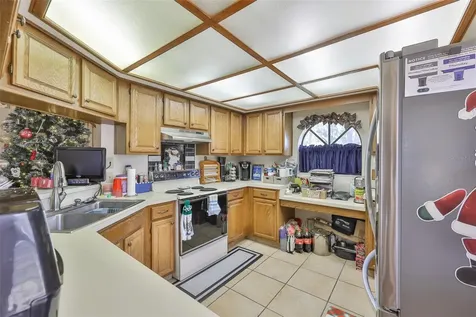 411 SW 12th Street Ruskin FL 33570
