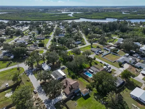 411 SW 12th Street Ruskin FL 33570