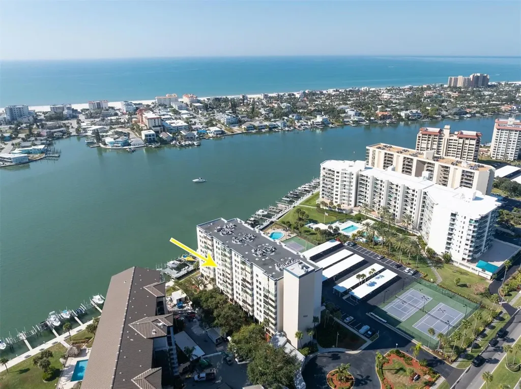 660 Island Way Clearwater Beach FL 33767