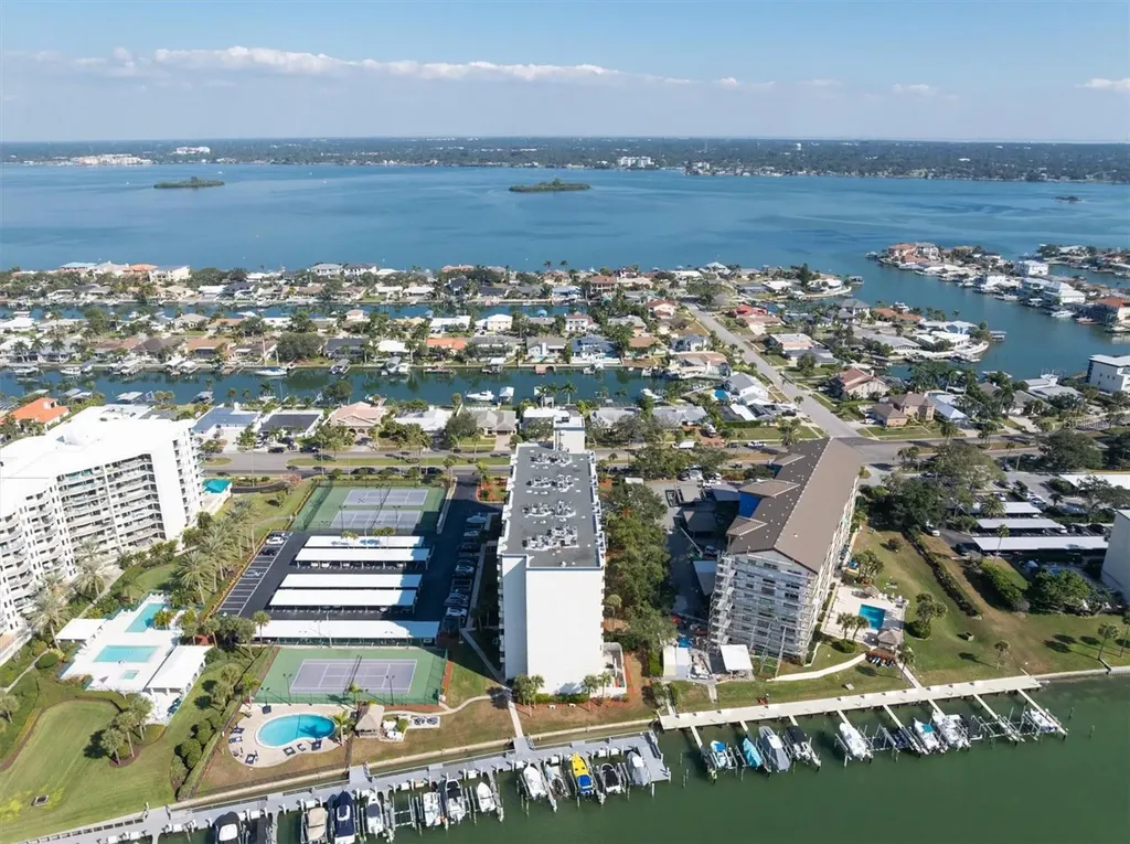 660 Island Way Clearwater Beach FL 33767