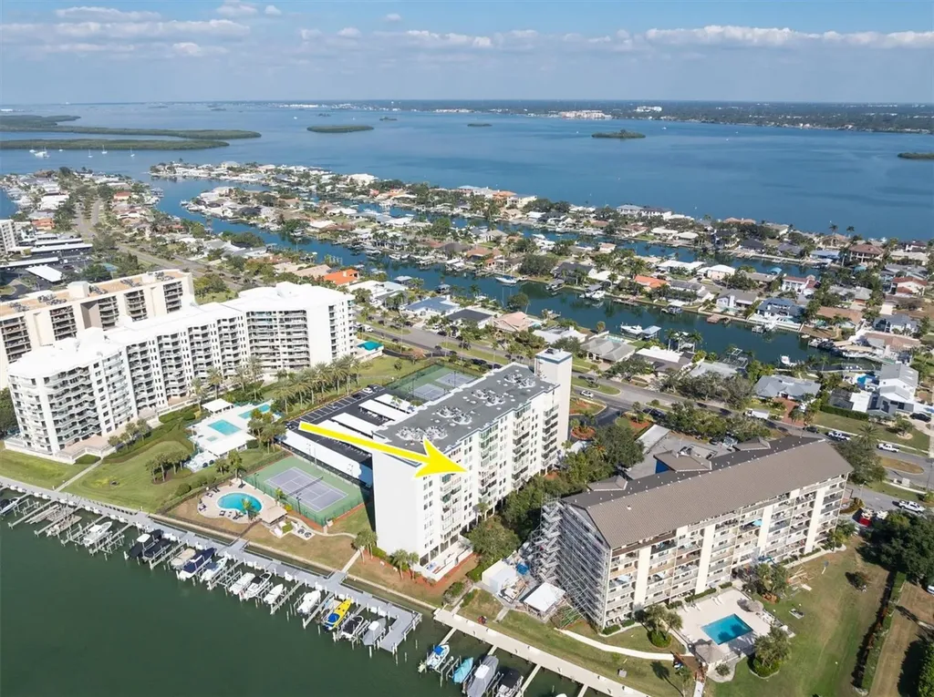 660 Island Way Clearwater Beach FL 33767