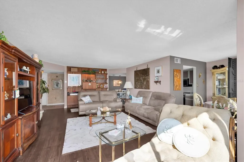 660 Island Way Clearwater Beach FL 33767
