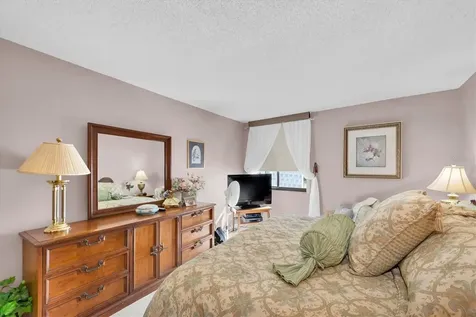 660 Island Way Clearwater Beach FL 33767