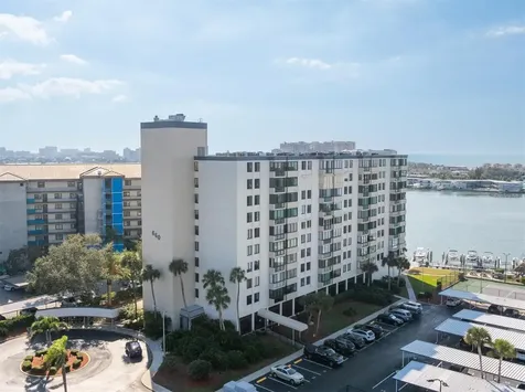 660 Island Way Clearwater Beach FL 33767