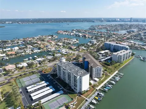 660 Island Way Clearwater Beach FL 33767