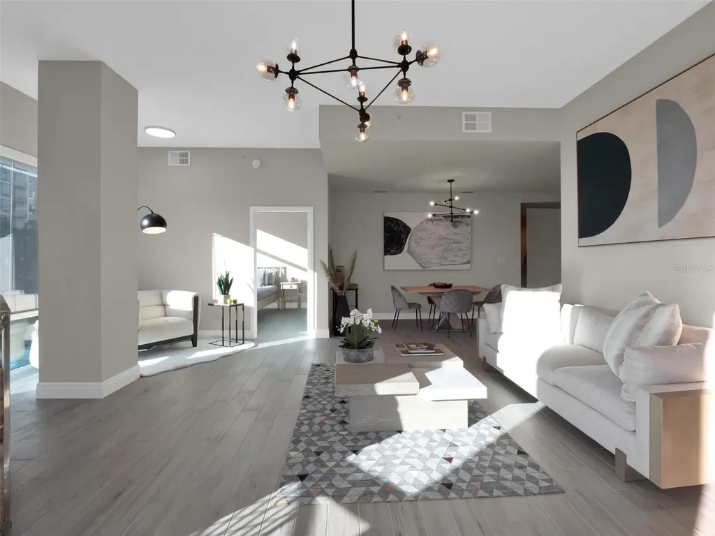 525 E Jackson Street Orlando FL 32801