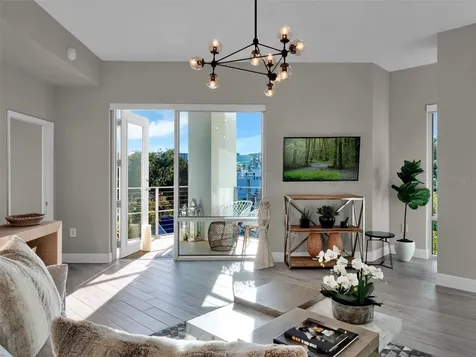 525 E Jackson Street Orlando FL 32801