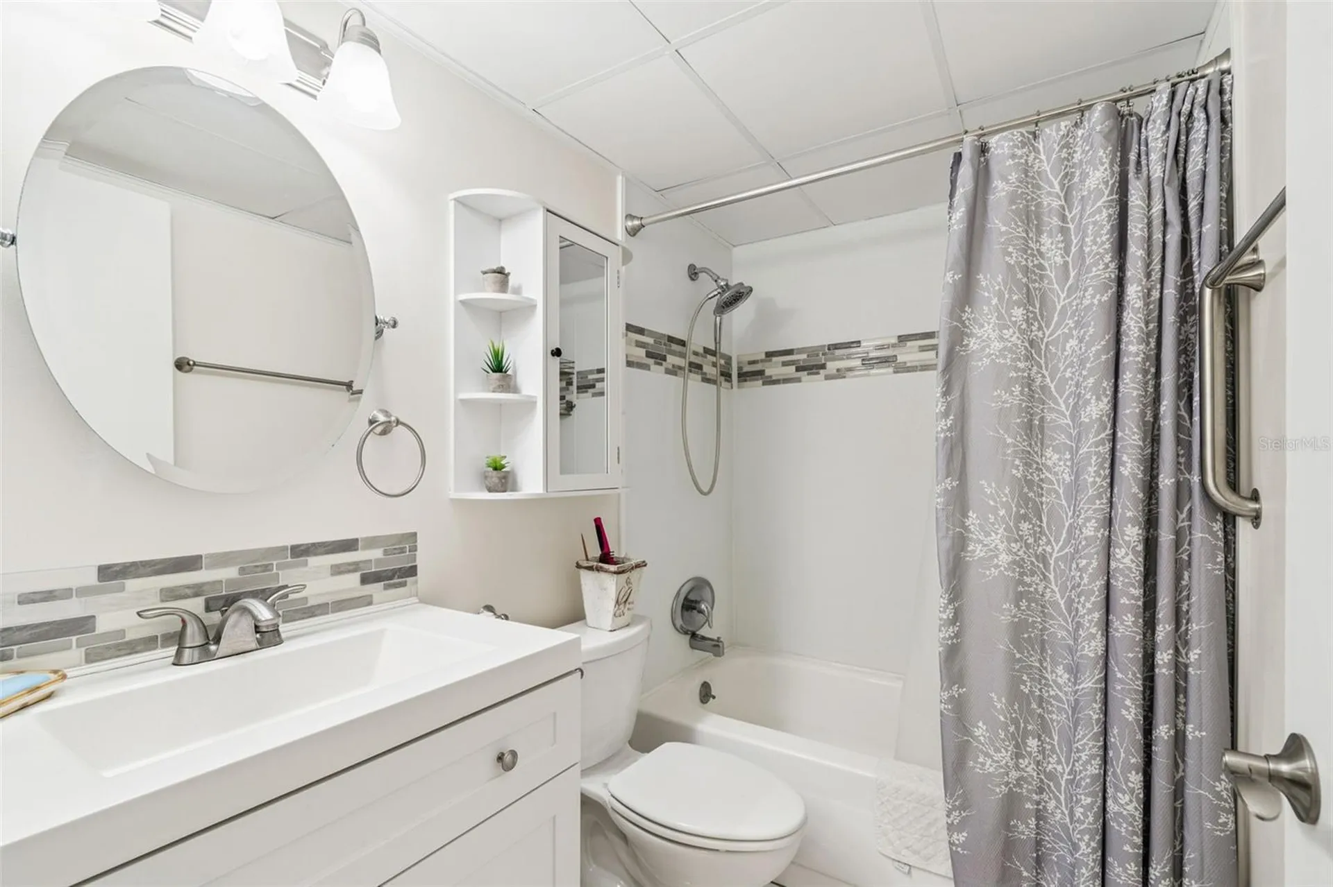 2750 E Bay Drive Largo FL 33771