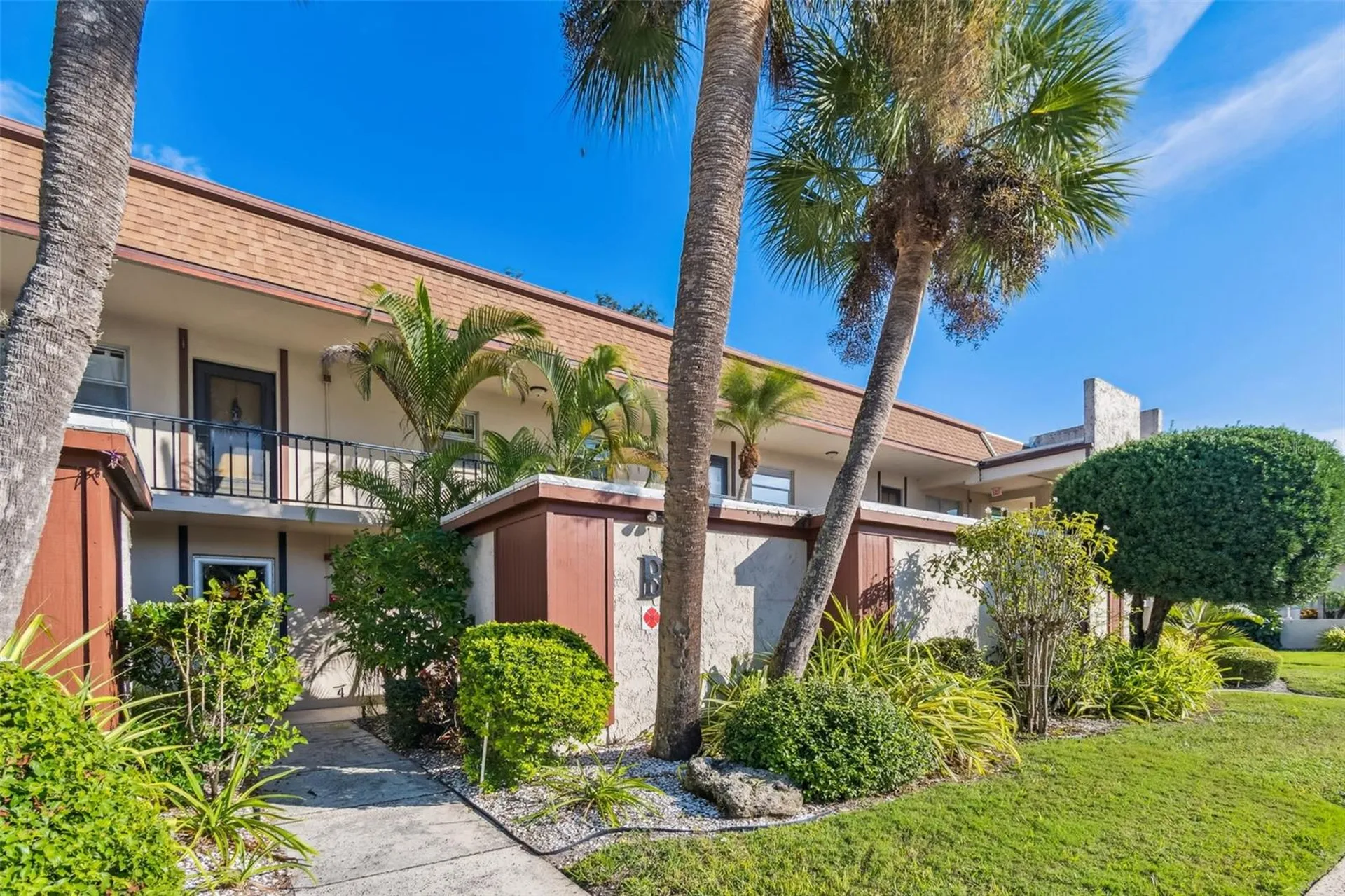 2750 E Bay Drive Largo FL 33771