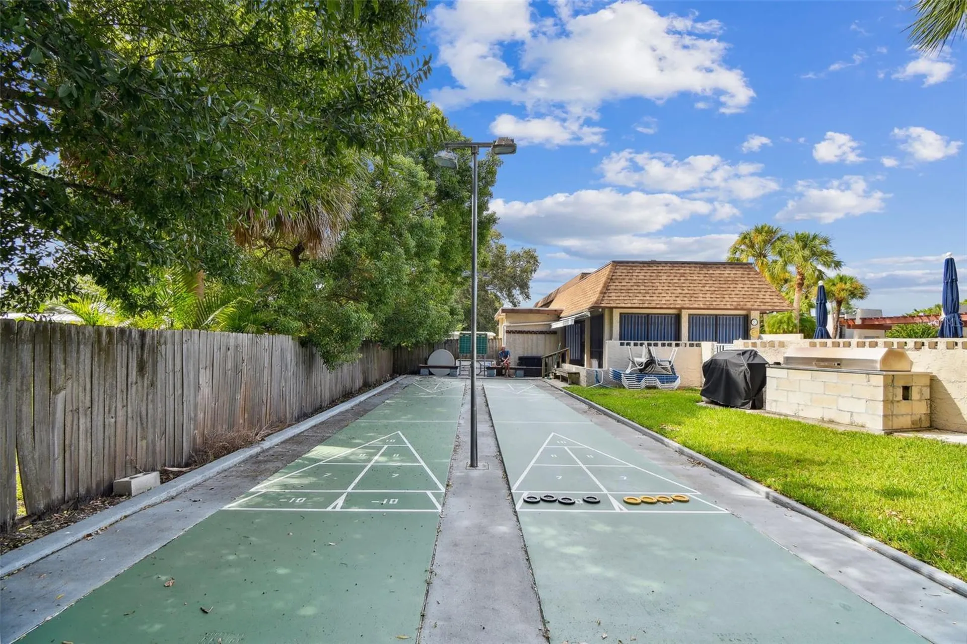 2750 E Bay Drive Largo FL 33771