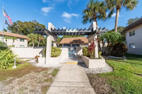 2750 E Bay Drive Largo FL 33771