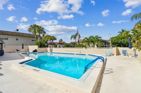 2750 E Bay Drive Largo FL 33771