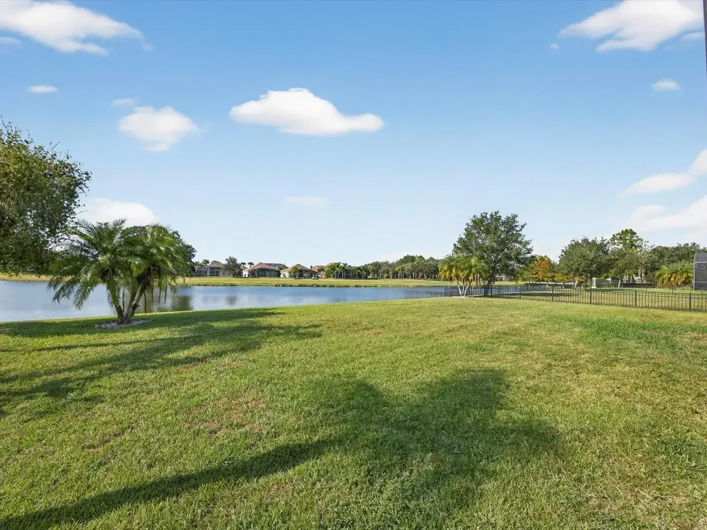 1822 Trophy Bass Way Kissimmee FL 34746