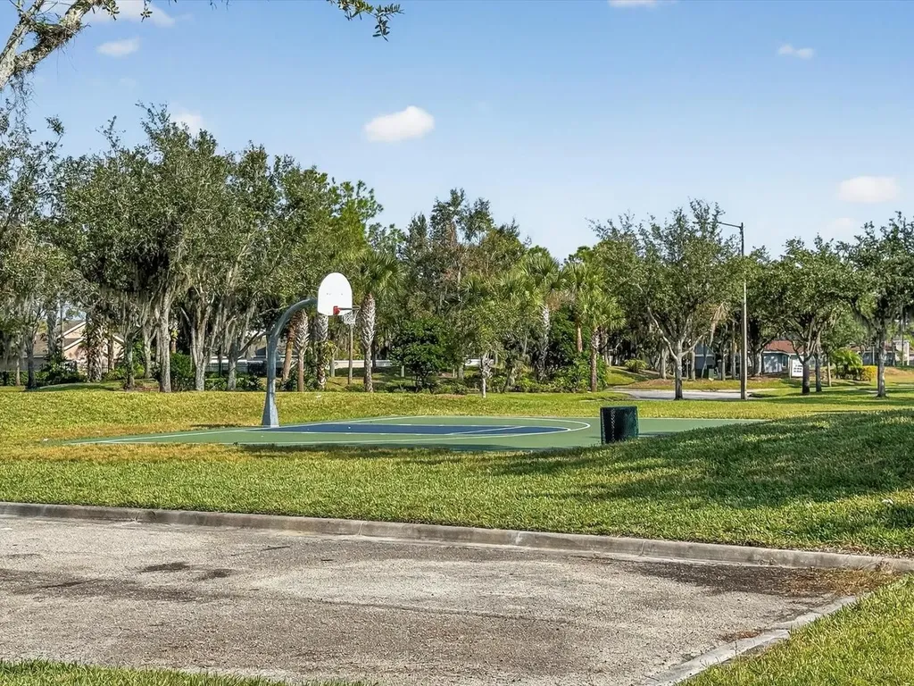 1822 Trophy Bass Way Kissimmee FL 34746