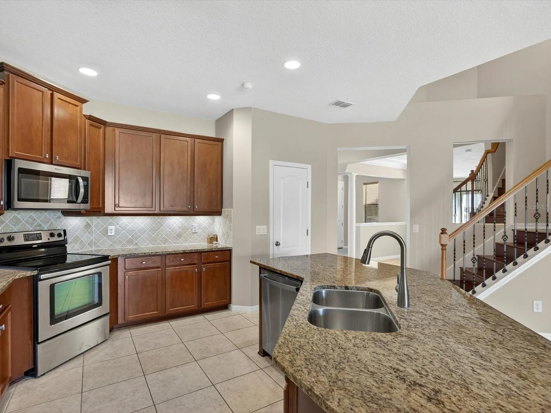 1822 Trophy Bass Way Kissimmee FL 34746