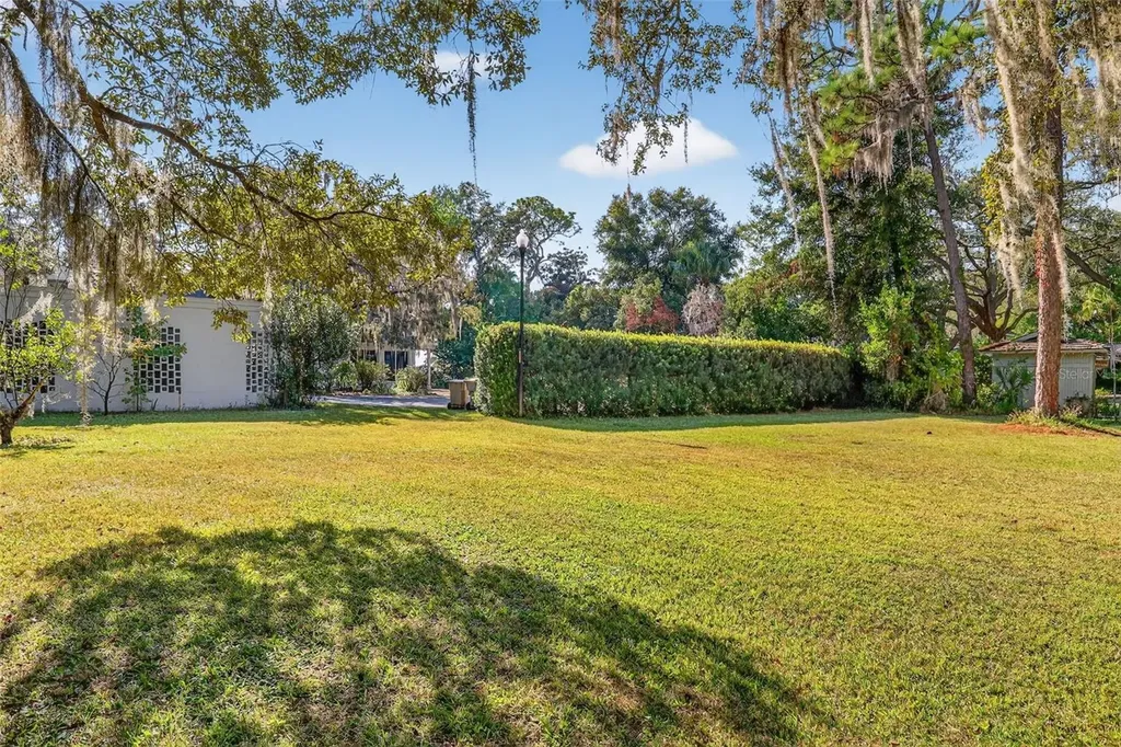 9345 Silver Lake Drive Leesburg FL 34788