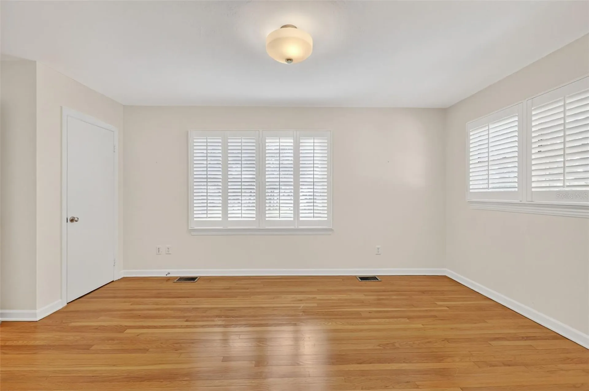 9345 Silver Lake Drive Leesburg FL 34788