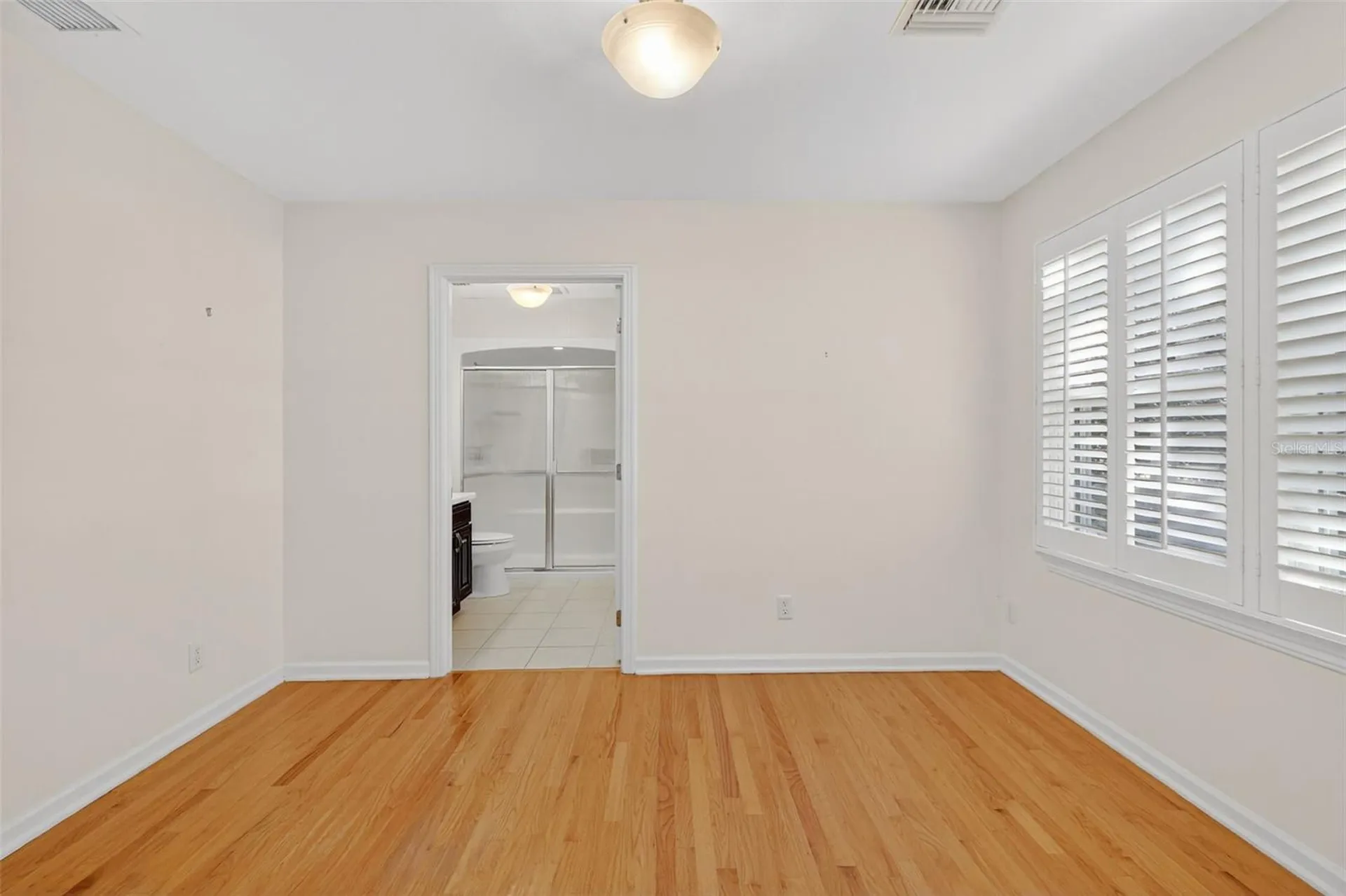 9345 Silver Lake Drive Leesburg FL 34788