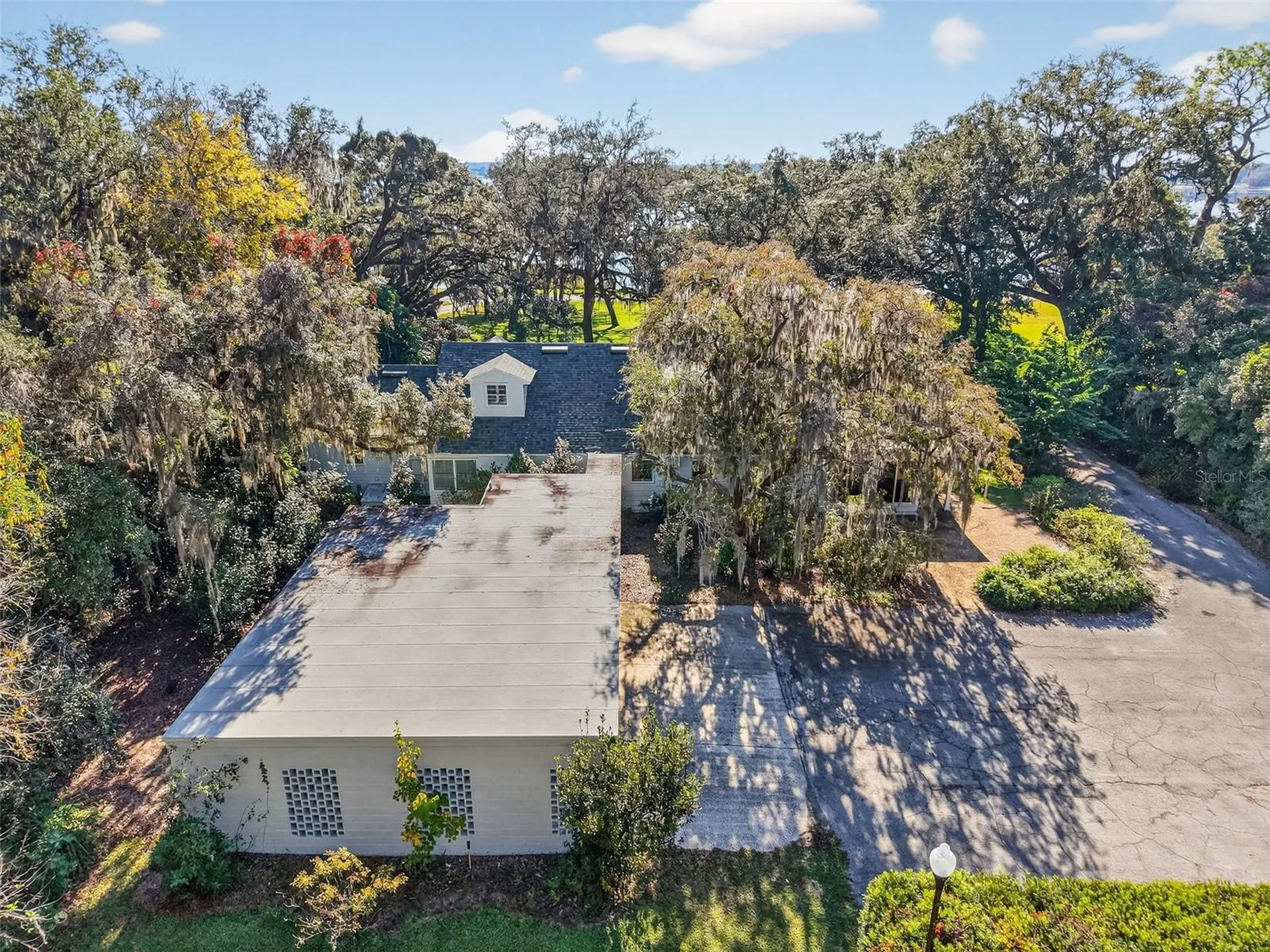 9345 Silver Lake Drive Leesburg FL 34788