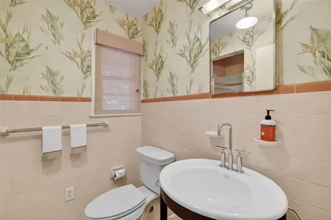 9345 Silver Lake Drive Leesburg FL 34788