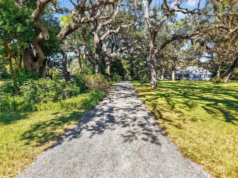 9345 Silver Lake Drive Leesburg FL 34788