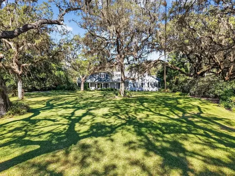 9345 Silver Lake Drive Leesburg FL 34788