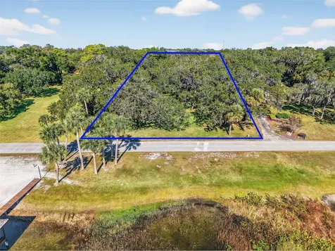 9345 Silver Lake Drive Leesburg FL 34788