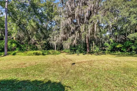9345 Silver Lake Drive Leesburg FL 34788