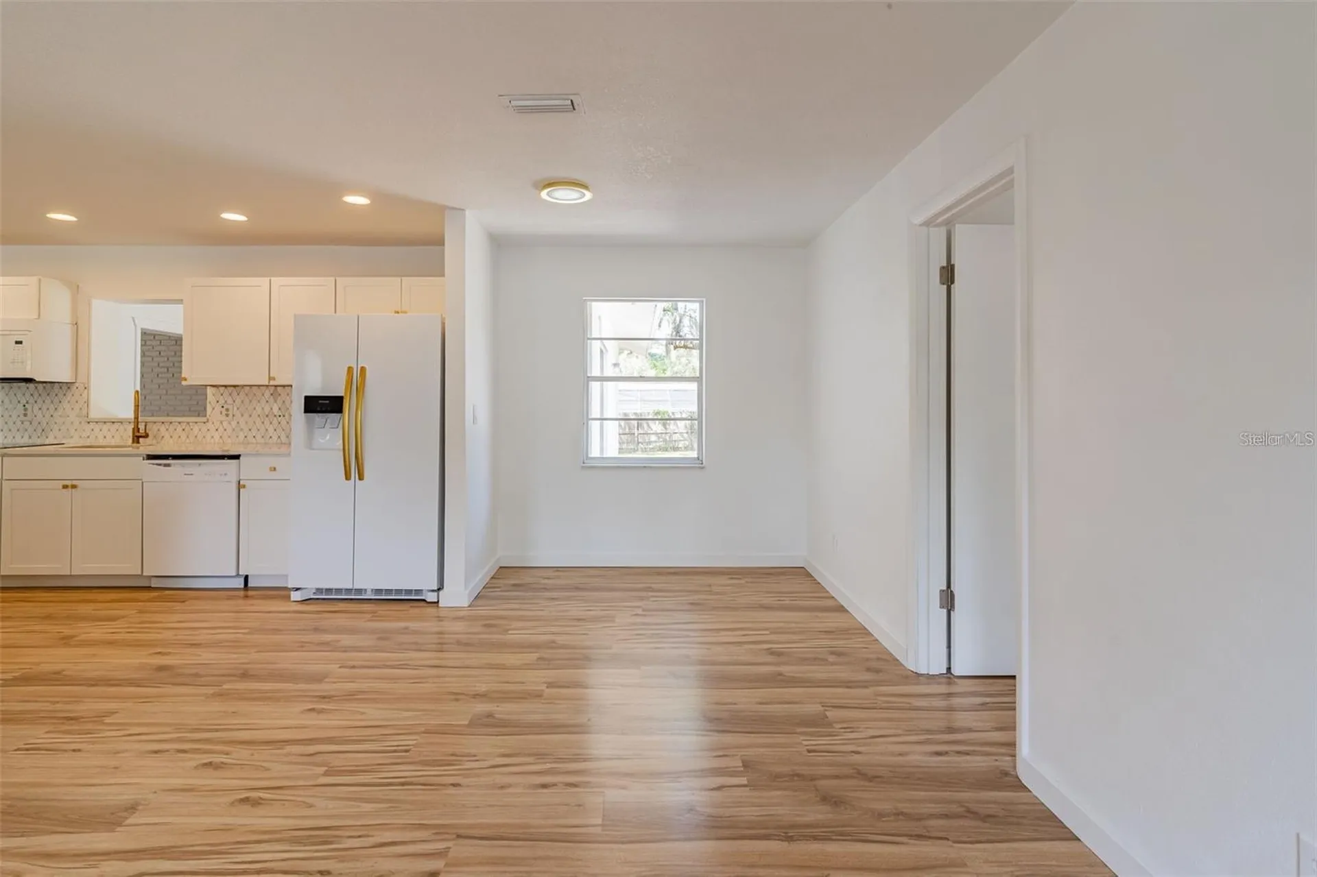 437 Alpine Street Altamonte Springs FL 32701