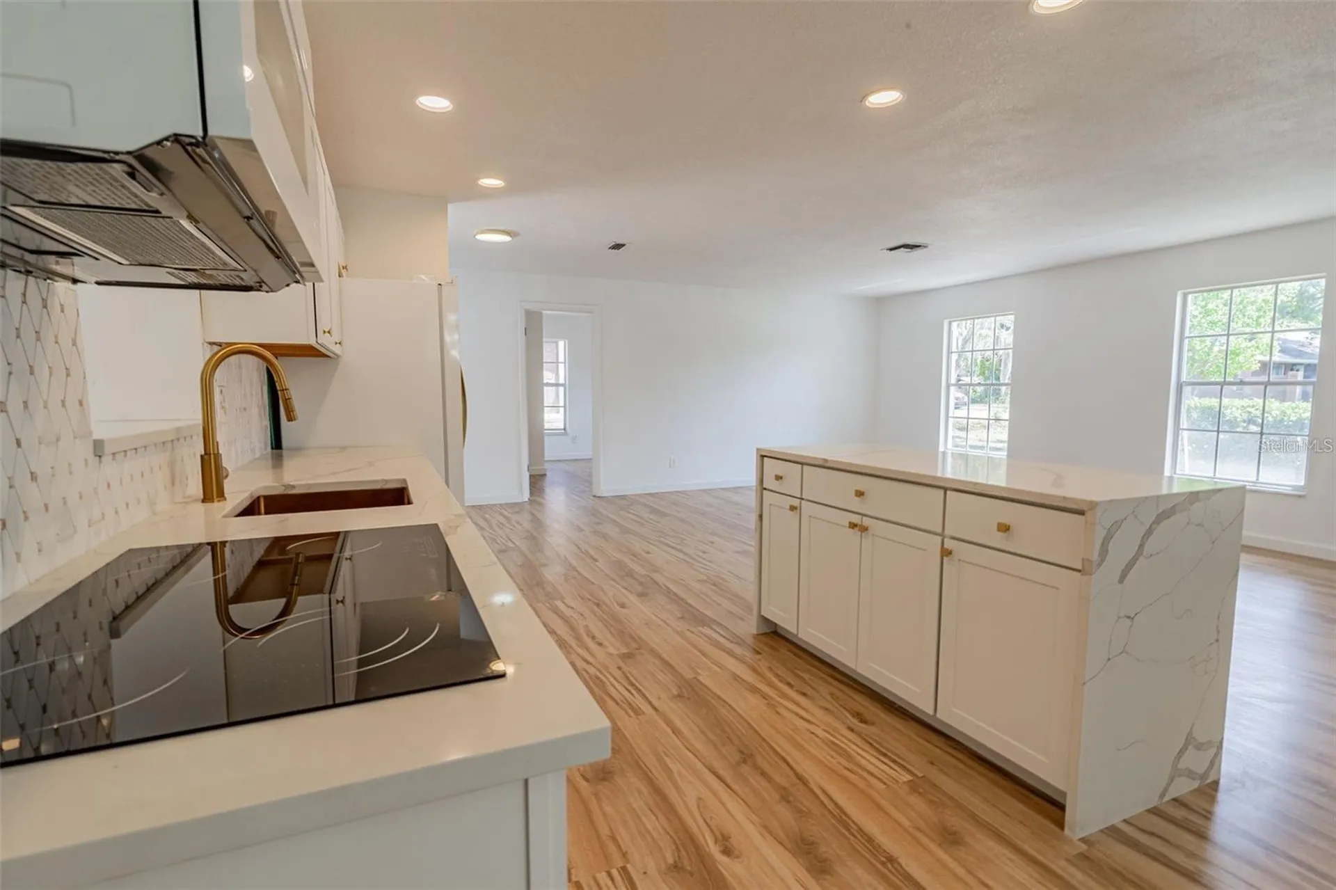 437 Alpine Street Altamonte Springs FL 32701