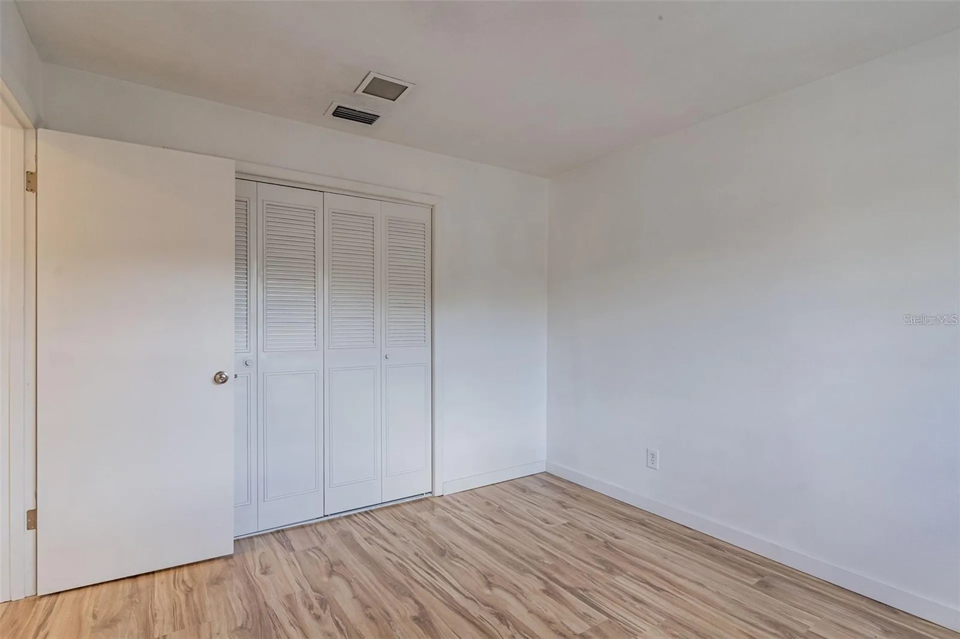 437 Alpine Street Altamonte Springs FL 32701