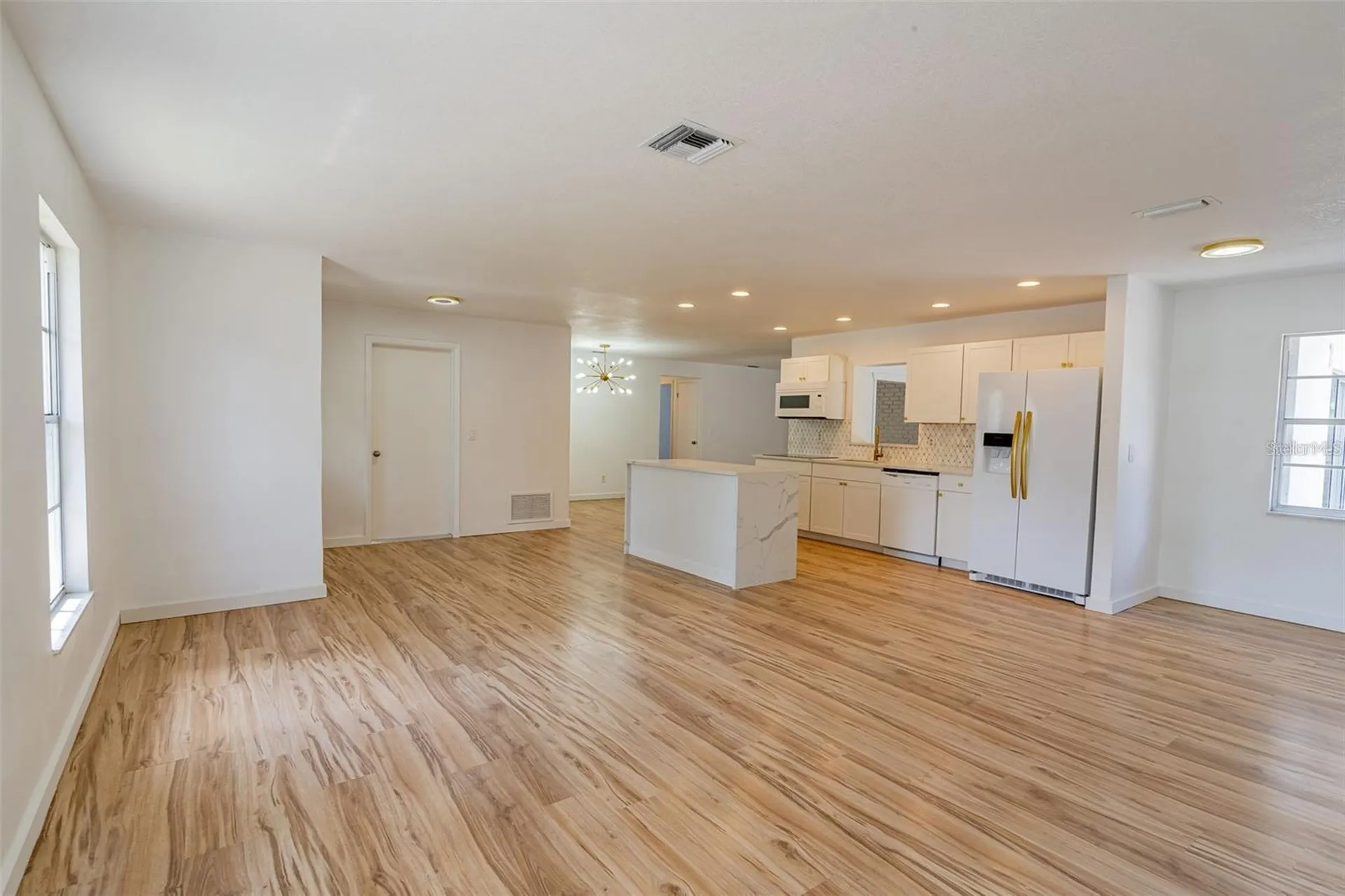 437 Alpine Street Altamonte Springs FL 32701