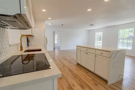 437 Alpine Street Altamonte Springs FL 32701