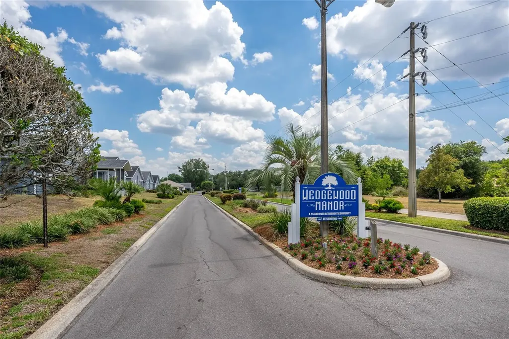 37340 Derbyshire Drive Zephyrhills FL 33542