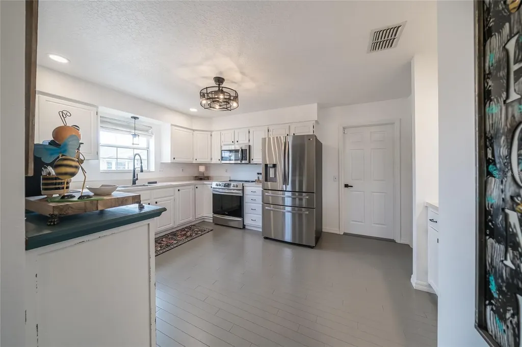 37340 Derbyshire Drive Zephyrhills FL 33542
