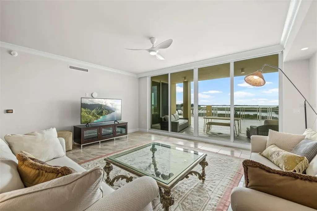 795 Collany Road St Petersburg FL 33715