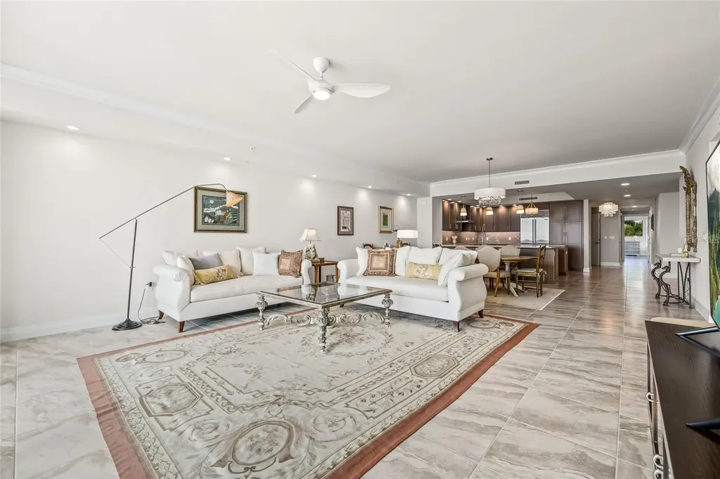 795 Collany Road St Petersburg FL 33715