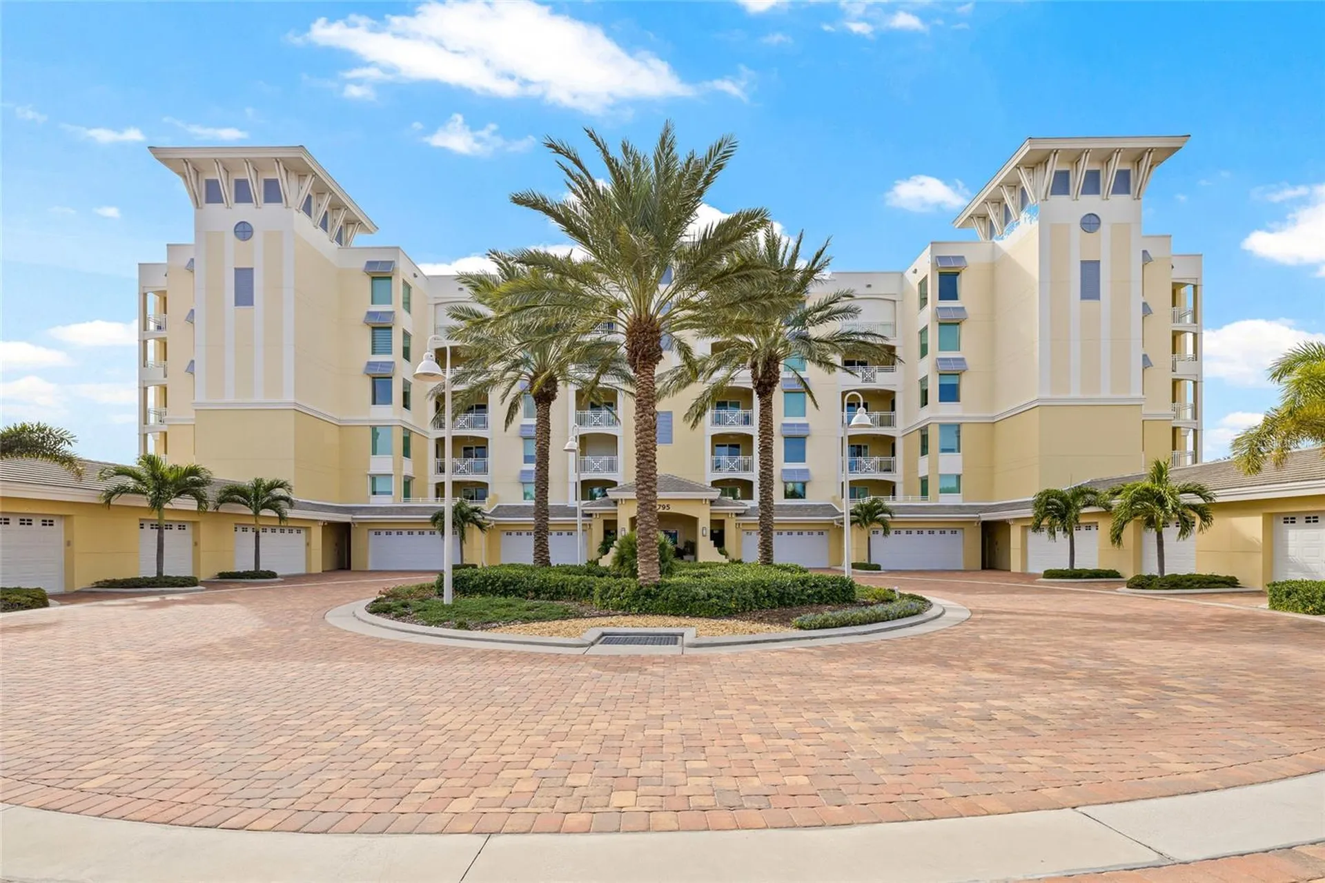795 Collany Road St Petersburg FL 33715