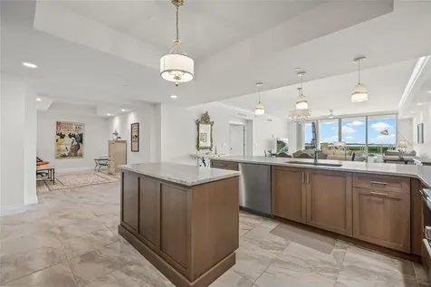 795 Collany Road St Petersburg FL 33715