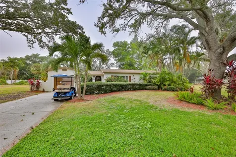 456 Rafael Boulevard NE St Petersburg FL 33704