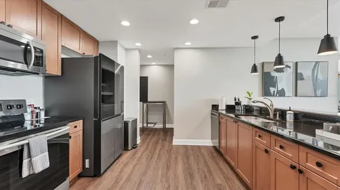 525 E Jackson Street Orlando FL 32801
