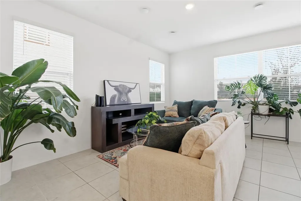 631 Longboat Drive Davenport FL 33896