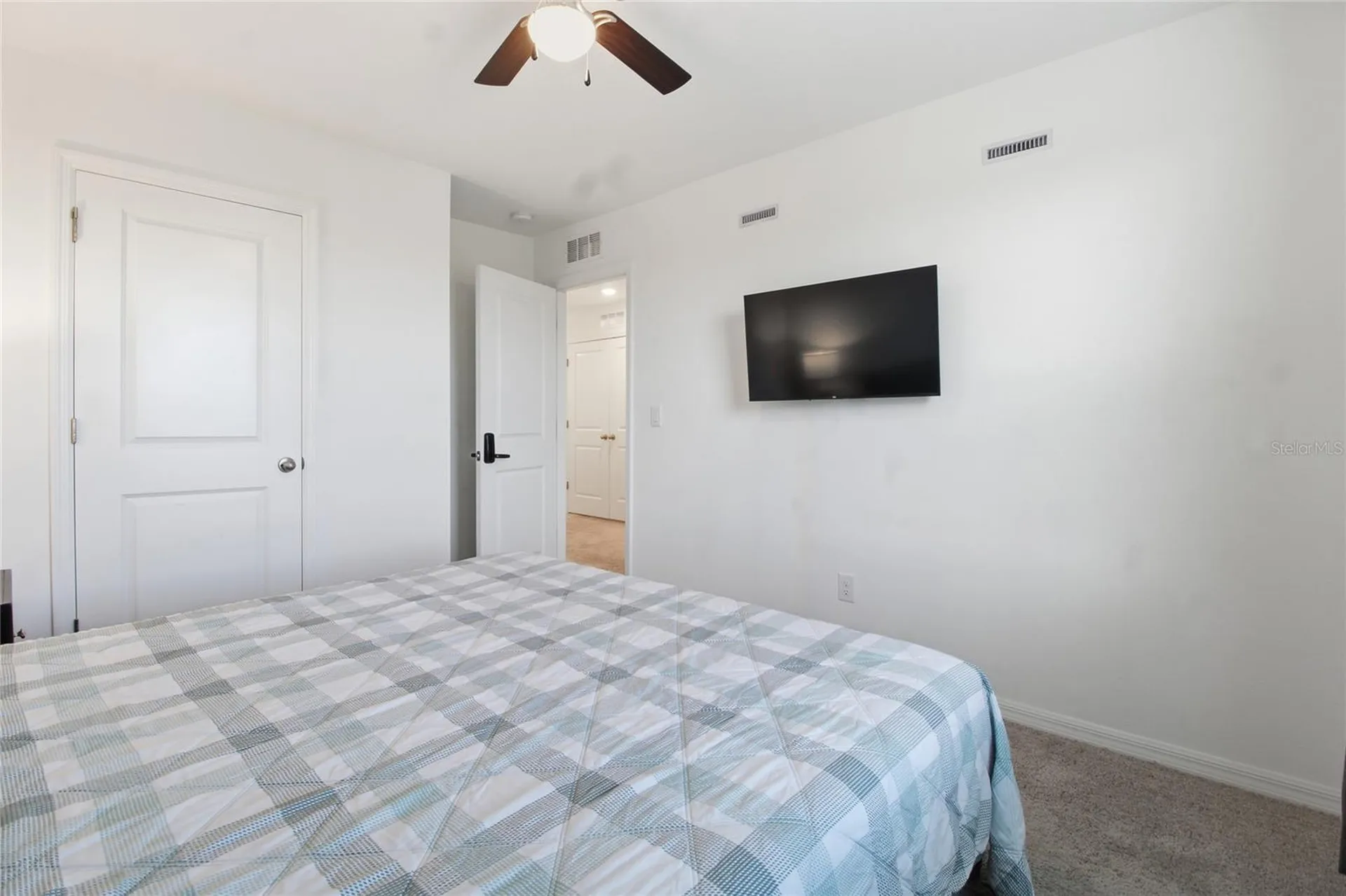 631 Longboat Drive Davenport FL 33896