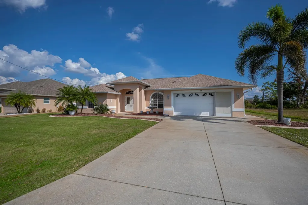 82 Pinehurst Place Rotonda West FL 33947