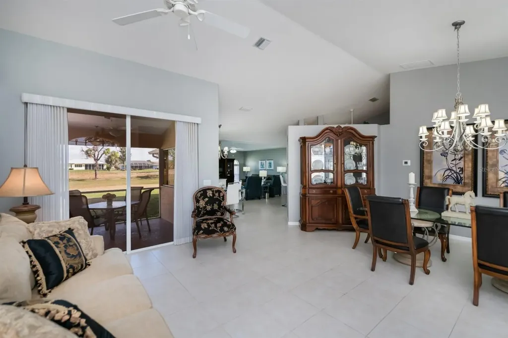 82 Pinehurst Place Rotonda West FL 33947